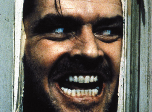 Jack (Jack Nicholson) verfällt dem Wahnsinn. Er rutscht ab in eine Welt voller Halluzinationen, die ihn dazu zwingt, seine Frau Wendy und Sohn Danny umzubringen. Bild: Sender