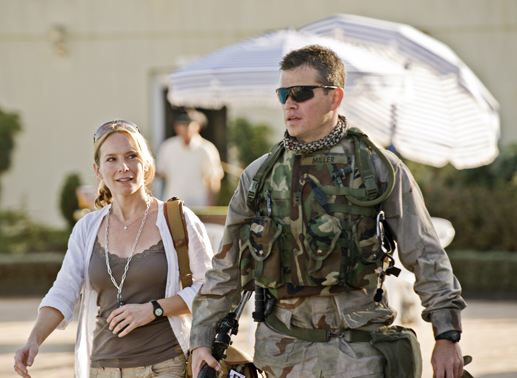 Offizier Roy Miller (Matt Damon) und Washington-Post-Korrespondentin Lawrie Dane (Amy Ryan) decken gemeinsam eine gefährliche Verschwörung in den eigenen Reihen auf. Bild: Sender