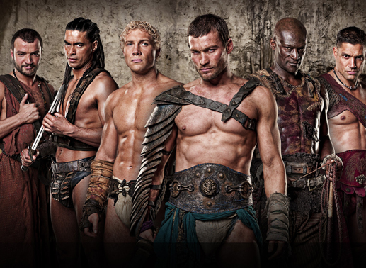 Die Gladiatoren: Ashur (Nick Tarabay), Barca (Antonio Te Maioha), Varro (Jai Courtney), Spartacus (Andy Whitfield), Drago (Peter Mensah) und Crixus (Manu Bennett) ... Bild: Sender