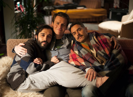  Agustín (Frankie J. Alvarez), Patrick (Jonathan Groff) und Dom (Murray Bartlett). Bild: Sender / HBO