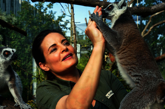 Tierärztin Dr. Susanne Mertens (Elisabeth Lanz). Bild: Sender / ARD / Steffen Junghans