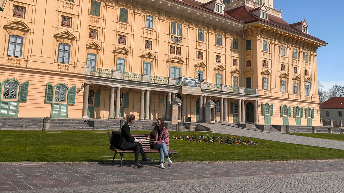 Mein Eisenstadt: Anria Reicher, Ulrike Maria Mayer. Bild: Sender / ORF / Bernhard Nicolics-Jahn Film