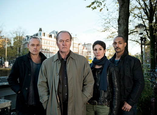 Marcel Hensema, Peter Haber, Jasmin Gerat und Patrick Abozen. Bild: Sender / MARTIN_VALENTIN_MENKE