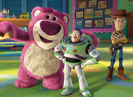 Lots-o'-Huggin Bear, Buzz Lightyear und Woody. Bild Disney/Pixar
