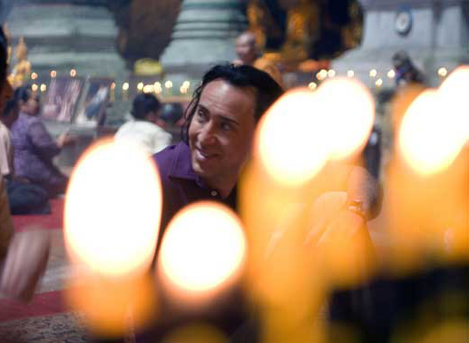 Die thailändische Hauptstadt Bangkok wird Profikiller Joe (Nicolas Cage) zum Verhängnis. Bild: Sender