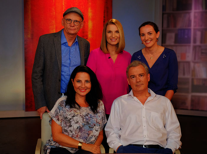 Oliver Baier; Nadja Maleh; Barbara Stöckl; Ilija Trojanow; Cornelia Lauschmann. Bild: Sender / ORF / Günther Pichlkostner