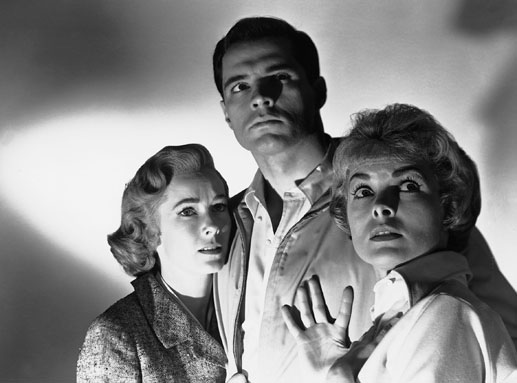Sam Loomis (John Gavin), seine Geliebte Marion Crane (Janet Leigh, re.) und deren Schwester Lila (Vera Miles). Bild: Sender