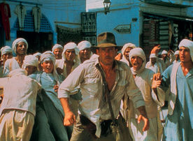 Indiana Jones im Gedr&auml;nge der Menge. Bild: Sender