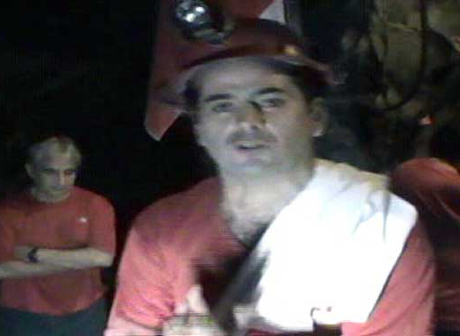 Mario Sepúlveda, Bergarbeiter, in der Mine. Bild: Sender