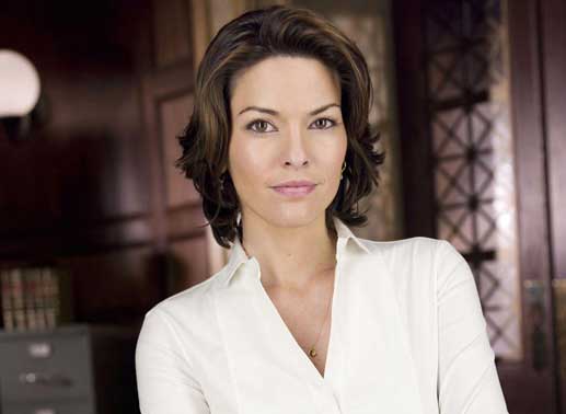 Alana de la Garza ist Connie Rubirosa. Bild: Sender