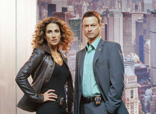 Die Chefs: Det. Stella Bonasera (Melina Kanakaredes) und Det. Mac Taylor (Gary Sinise). Bild: Sender