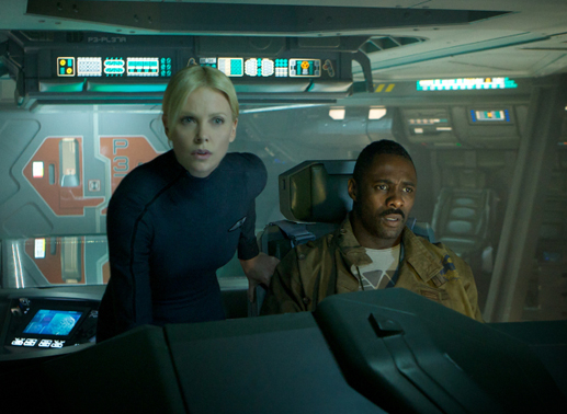Charlize Theron und Idris Elba in Prometheus. Bild: Fox