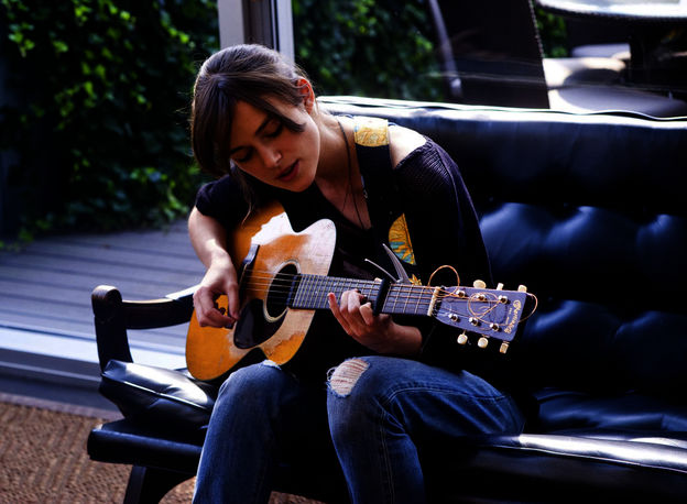 Bild zu: Can a Song Save Your Life?