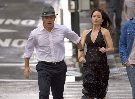 David (Matt Damon) will seine gro&szlig;e Liebe  Elise (Emily Blunt) nicht noch einmal verlieren. Bild: Sender / Andrew Schwartz