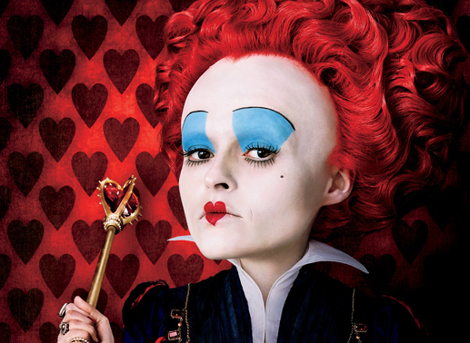 Die exzentrische Rote Königin (Helena Bonham-Carter) herrscht mit eiserner Faust über das Unterland ... Bild: Sender