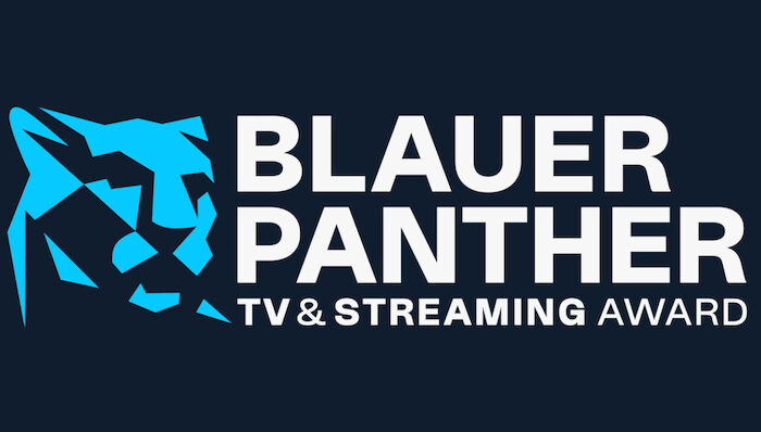 Blauer Panther: Seit 2022 präsentiert sich der Bayerische Fernsehpreis neu unter dem Titel „Blauer Panther – TV & Streaming Award. Bild: Sender / Blauer Panther