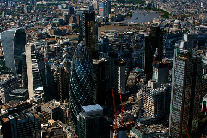 Blick auf die City of London. Bild: Sender / Iliade Production