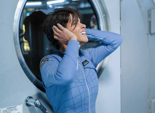 Halle Berry (Molly Woods). Bild: Sender / Sonja Flemming