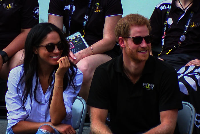 Ein Herz und eine Krone: Prinz Harry und Meghan. Bild: Sender / Orange Smarty