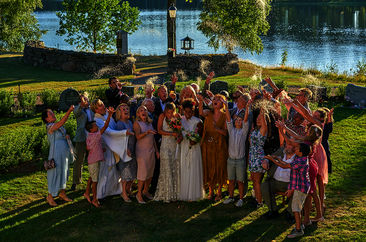 Erstausstrahlung: Eine Hochzeit mit Folgen