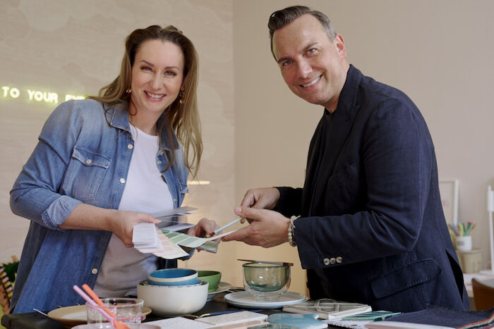 Raue - Der Restaurantretter: Tim Raue mit seiner Frau Katharina. Bild: Sender / RTL / Pascal Buenning