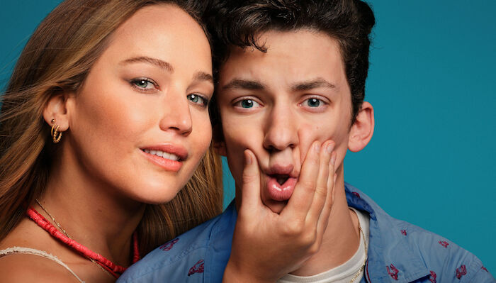No Hard Feelings: Jennifer Lawrence (Maddie), Andrew Barth Feldman (Percy). Bild: Sender / Sony Pictures