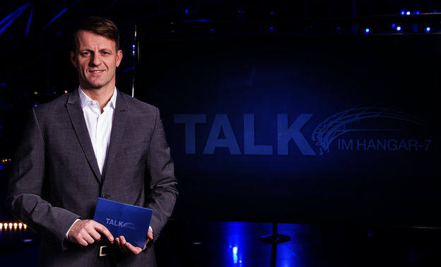 Bild zu: Talk im Hangar-7