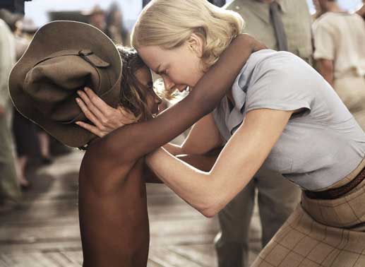 Der kleine Nullah (Brandon Walters), der verstoßene Sohn eines Weißen und einer Aborigine, wächst Sarah (Nicole Kidman) ans Herz. Bild: Sender