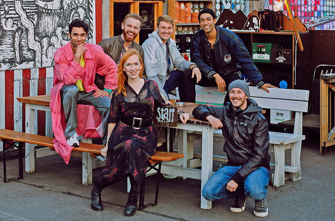Drehstart zur ARD-Degeto-Dramedy-Serie „All you need“