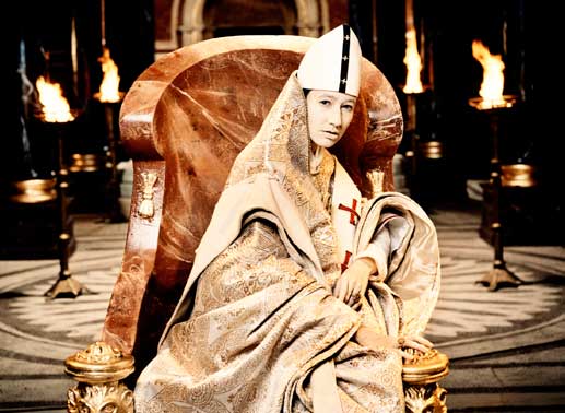 Johanna (Johnanna Wokalek) als Papst Johannes Anglicus. Bild: Sender