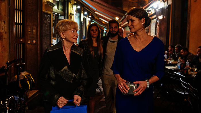 Andrea (Anja Kling) und ihre Mutter Helga (Christine Schorn) auf Städtereise in Verona. Bild: Sender / ARD Degeto / Reiner Bajo
