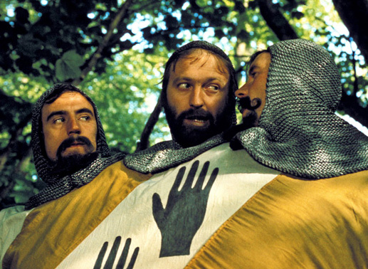 Der dreiköpfige Ritter: v.l.: Terry Jones, Graham Chapman und Michael Palin. Bild: Sender