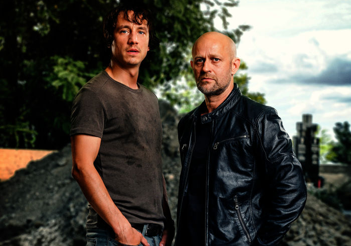 Broll + Baroni - Für immer tot: Laurence Rupp (Max Broll), Jürgen Vogel (Kai Baroni). Bild: Sender / ORF / Aichholzer Film / Petro Domenigg