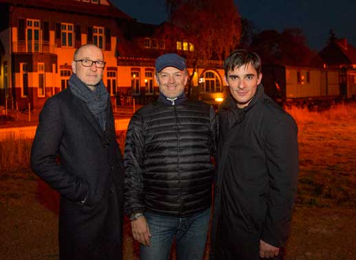 Peter Lohmeyer (als Jan Fabel), Nicolai Rohde (Regie) und Hannes Wegener (als Frank Grueber). Bild: Sender / Tivoli Film / Georges Pauly