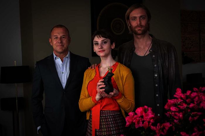Simeon Herzog (Heino Ferch), Isabelle Herzog (Anuschka Tochtermann), Jimi Springer (Bernd-Christian Althoff). Bild: ZDF und Boris Laewen