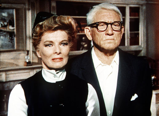 Christina (Katharine Hepburn) und Matt Drayton (Spencer Tracy) sind ja nun wirklich keine Rassisten, doch ein schwarzer Schwiegersohn begeistert die beiden nicht. Bild: Sender