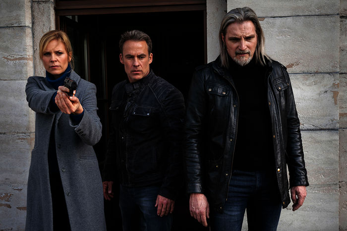 Der vierte Mann: Kriminalhauptkommissarin Ina Zimmermann (Melanie Marschke), Kriminaloberkommissar Jan Maybach (Marco Girnth) von der SOKO Leipzig ermitteln gemeinsam mit Major Carl Ribarski (Stefan Jürgens,) von der SOKO Wien an einer Mordserie, deren Opfer tief in Geschäftsverbindungen zwischen der DDR und Österreich verstrickt waren. Bild: Sender