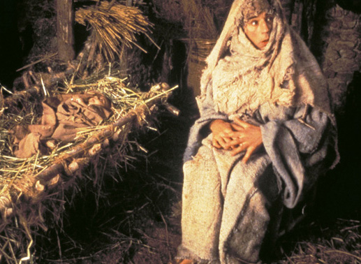 Nicht ganz Maria (Terry Jones) aber immerhin die Mutter von Brian, in Erwartung der Heiligen Drei Könige. Bild: Sender
