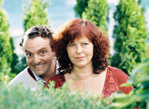 Der Schweizer Comedian Marco Rima und Conny (Elfie Eschke), der "Problemfall". Bild: Sender