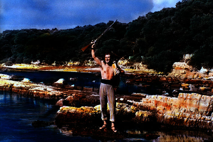 Edmond Dantès (Jean Marais) gelingt endlich die Flucht. Der gefundene Schatz auf der Insel Monte Christo verhilft ihm zu seiner neuen Identität. Bild: Sender