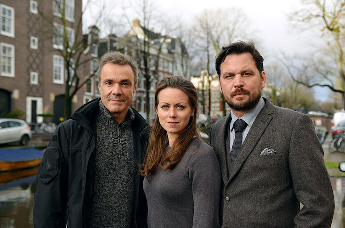  Hannes Jaenicke (Rolle Alex Pollack), Alice Dwyer (Rolle Katja Wolf), Sascha Alexander Geršak (Rolle Tom Fischer). Bild: Sender / ARD Degeto / Martin Menke