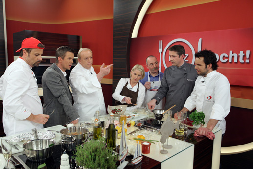 Andreas C. Studer, Markus Lanz, Alfons Schuhbeck, Cornelia Poletto, Horst Lichter, Alexander Herrmann, Steffen Henssler . Foto: ZDF/Ulrich Perrey