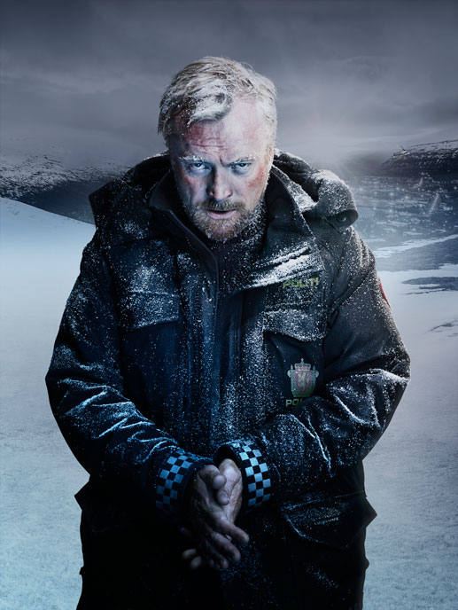 Der Ã¶rtliche Sheriff Dan Anderssen (Richard Dormer) 