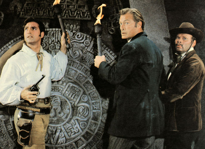 Graf Alfonso di Rodriganda y Sevilla (Gérard Barray), Dr. Karl Sternau (Lex Barker) und Andreas Hasenpfeffer (Ralf Wolter). Bild: Sender / CCC-Filmkunst