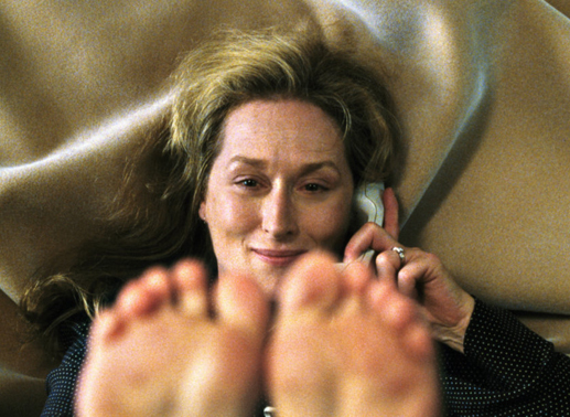 Meryl Streep zeigt ihre Zehen. Bild: Sender