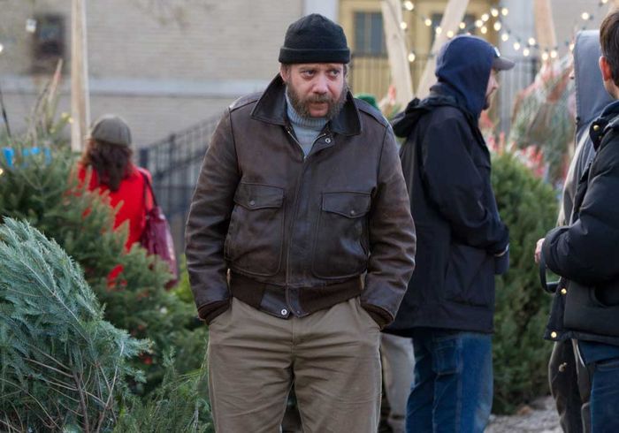 Nachdem Dennis (Paul Giamatti) von seiner Ex-Frau erfährt, dass seine Tochter glaubt, er sei im Gefängnis verstorben, weiß er nicht, wie es weitergehen soll. Bild: Sender / Koch Media
