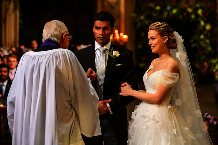 Kash (Nikesh Patel) und Ainsley Howard (Rebecca Rittenhouse). Bild: Sender/RTL