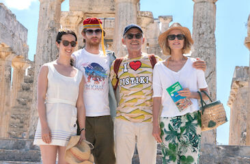 ORF-PREMIERE: Akropolis Bonjour – Monsieur Thierry macht Urlaub