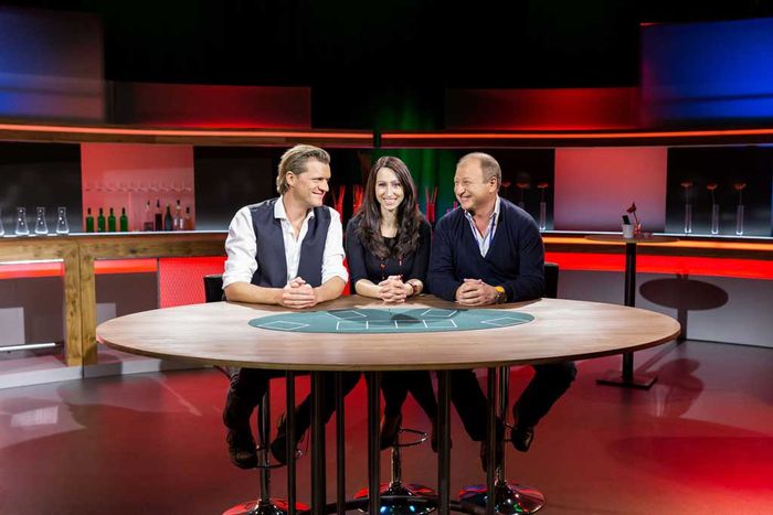 Sehr witzig?!" mit Gery Seidl, Lydia Prenner-Kasper und Harry Prünster. Bild: Sender / PULS 4 / Lisa-Maria Trauer