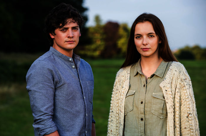 Thirteen - Ein gestohlenes Leben: (Jodie Comer) fühlt sich Tim (Aneurin Barnard) so nahe wie damals. Bild: Sender / BBC 2016 / Todd Anthony